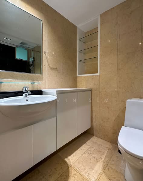 Jervois Regency, 49 Jervois Road, 2 Bedrooms, 969 sqft, Apartment For Sale, by Melvin Sim, 500143181 - Bathroom - PropertyGuru.com.sg