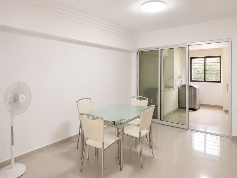 835 Woodlands Street 83, 835 Woodlands Street 83, 2 Bedrooms, 786 sqft, HDB Flat For Rent, by John Lee, 500143182 - Dining Room - PropertyGuru.com.sg