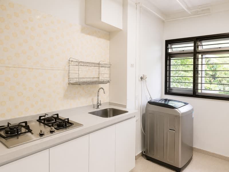 835 Woodlands Street 83, 835 Woodlands Street 83, 2 Bedrooms, 786 sqft, HDB Flat For Rent, by John Lee, 500143182 - Kitchen - PropertyGuru.com.sg