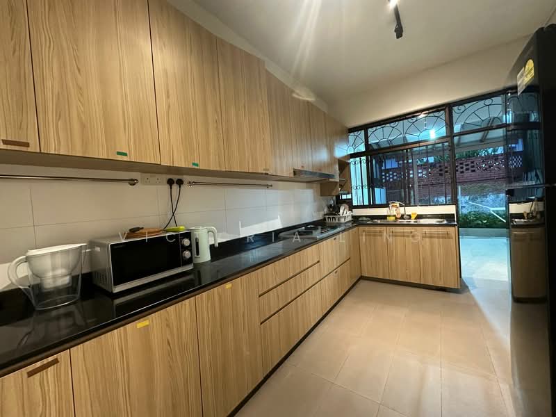 Serangoon, , Room Rental, 200 sqft, Terraced House For Rent, by Victoria Ling, 500143183 - Kitchen - PropertyGuru.com.sg