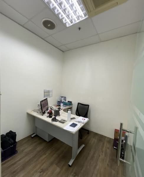 Ubi Techpark, 10 Ubi Crescent, 2,000 sqft, Light Industrial (B1) For Sale, by Lara Lam, 500143185 - Study - CommercialGuru.com.sg