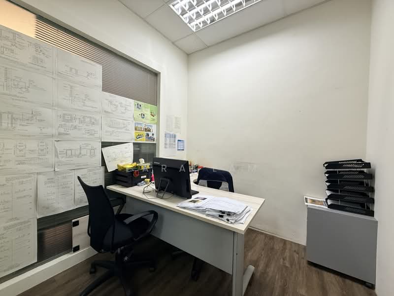Ubi Techpark, 10 Ubi Crescent, 2,000 sqft, Light Industrial (B1) For Sale, by Lara Lam, 500143185 - Study - CommercialGuru.com.sg