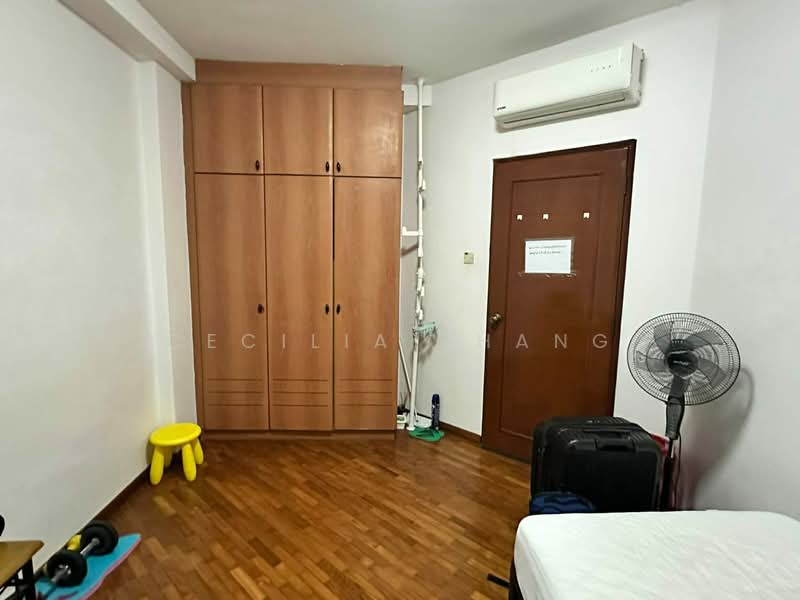 Northoaks, 30 Woodlands Cresent, 3 Bedrooms, 1,292 sqft, Condominium For Rent, by Cecilia Zhang, 500143190 - Bedroom - PropertyGuru.com.sg