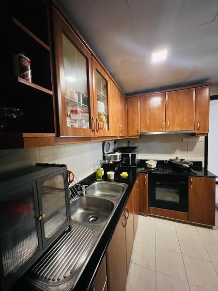 The Bencoolen, 180A Bencoolen Street, Room Rental, 110 sqft, Apartment For Rent, by Jacky Zhou, 500143195 - Kitchen - PropertyGuru.com.sg