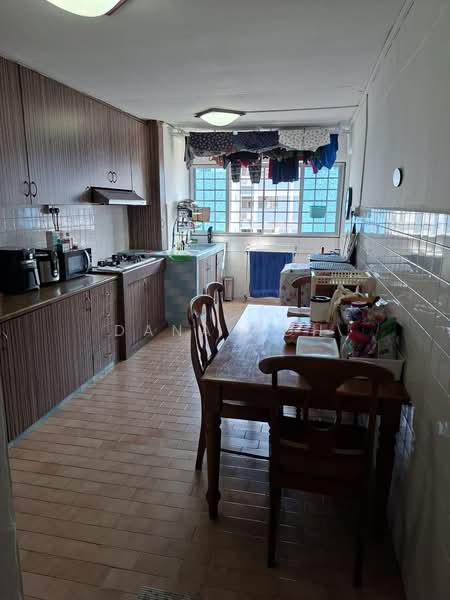 111 Serangoon North Avenue 1, 111 Serangoon North Avenue 1, Room Rental, 150 sqft, HDB Flat For Rent, by Dana Goh, 500143196 - Kitchen - PropertyGuru.com.sg