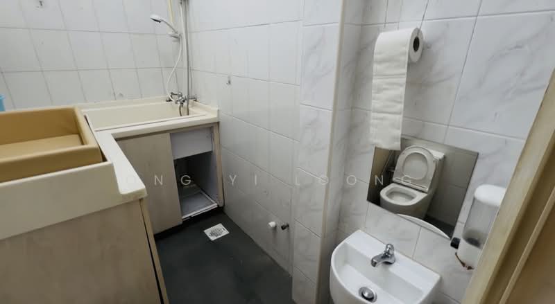 Pasir Ris Beach Park, 15 Pasir Ris Way, 3 Bedrooms, 3,320 sqft, Semi-Detached House For Rent, by Ong Yi Loong, 500143200 - Diaper Room - PropertyGuru.com.sg