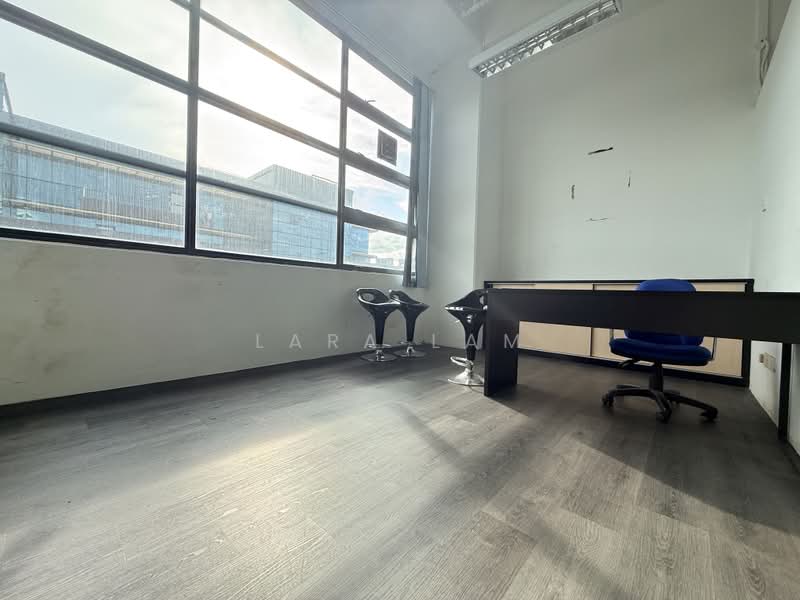 E-Centre @ Redhill, 3791 Jalan Bukit Merah, 1,173 sqft, Light Industrial (B1) For Rent, by Lara Lam, 500143207 - Interior - CommercialGuru.com.sg