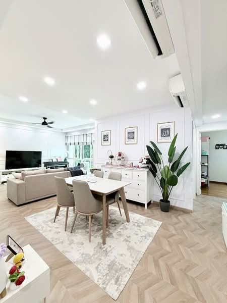 The Floravale, 246 Westwood Avenue, 3 Bedrooms, 1,238 sqft, Executive Condominium For Sale, by Nona Kirana, 500143214 - Living Room - PropertyGuru.com.sg