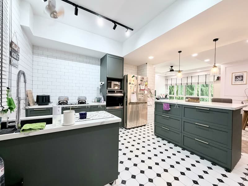 The Floravale, 246 Westwood Avenue, 3 Bedrooms, 1,238 sqft, Executive Condominium For Sale, by Nona Kirana, 500143214 - Kitchen - PropertyGuru.com.sg