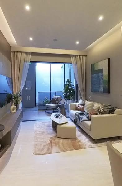 Ardor Residence, 181 Haig Road, 4 Bedrooms, 1,292 sqft, Apartment For Sale, by Heng Kok Liang, 500143221 - Living Room - PropertyGuru.com.sg
