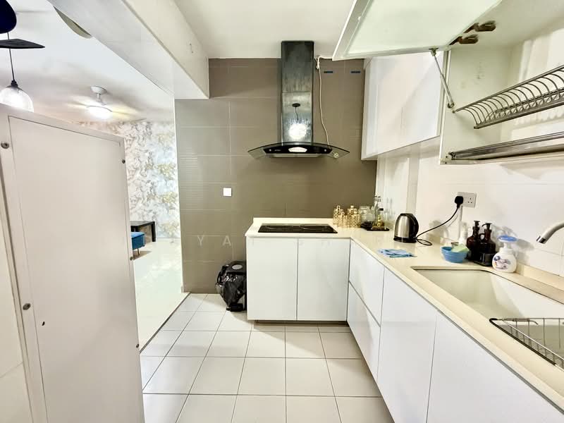 808A Choa Chu Kang Avenue 1, 808A Choa Chu Kang Avenue 1, 3 Bedrooms, 990 sqft, HDB Flat For Sale, by Hidayat Shariff, 500143225 - Kitchen - PropertyGuru.com.sg