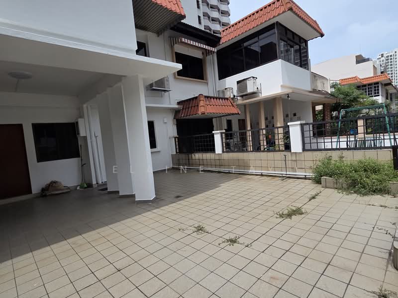 East coast road near Marine Parade mrt, , Room Rental, 150 sqft, Terraced House For Rent, by Elaine Tay, 500143229 - Exterior - PropertyGuru.com.sg