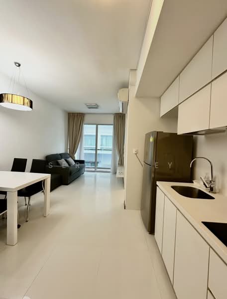 Parc Sophia, 8 Adis Road, 1 Bedroom, 474 sqft, Apartment For Sale, by Serene Tey, 500143230 - Living Room - PropertyGuru.com.sg