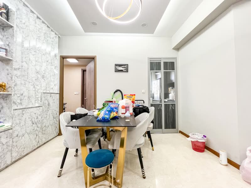 Palm Isles, 34 Flora Drive, 2 Bedrooms, 786 sqft, Condominium For Sale, by Hansel Tan, 500143235 - Dining Room - PropertyGuru.com.sg