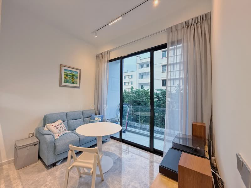35 Gilstead, 35 Gilstead Road, 2 Bedrooms, 549 sqft, Apartment For Sale, by Thomas Teo, 500143240 - Living Room - PropertyGuru.com.sg