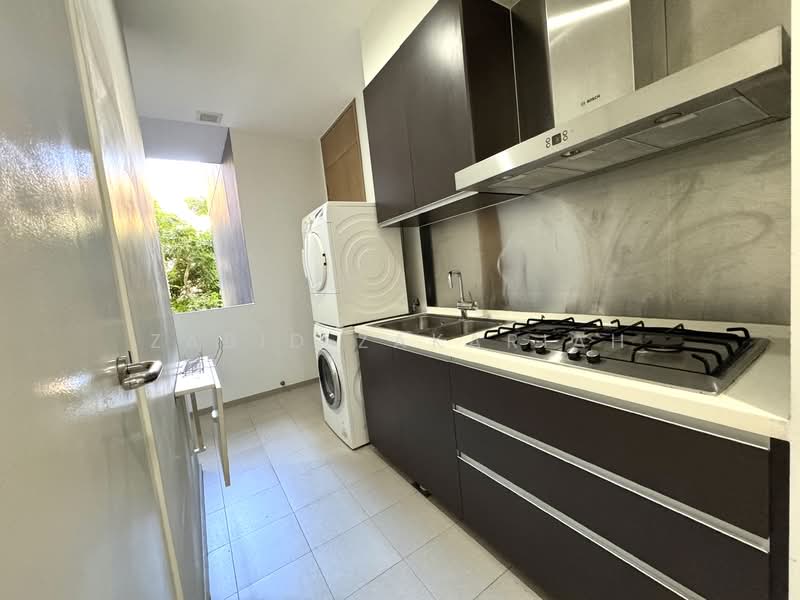 Orange Grove Residences, 27 Orange Grove Road, 4 Bedrooms, 2,379 sqft, Condominium For Rent, by Zabid Zakariah, 500143246 - Kitchen - PropertyGuru.com.sg