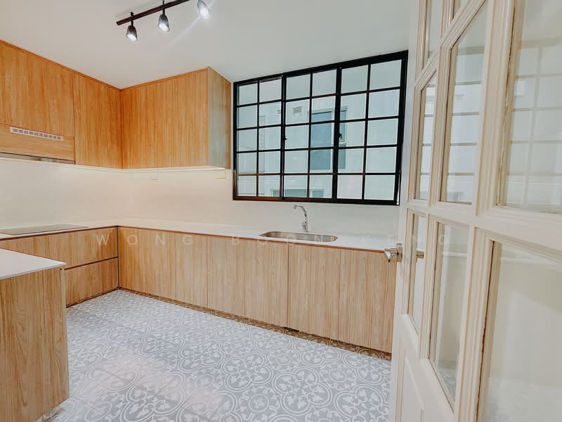 8 Lewis Road Walk Up Apartment, , 3 Bedrooms, 1,507 sqft, Walk-up Apartment For Rent, by Wong Boon Keng, 500143253 - Kitchen - PropertyGuru.com.sg