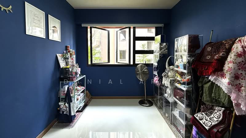 467A Bukit Batok West Avenue 9, 467A Bukit Batok West Avenue 9, 3 Bedrooms, 1,001 sqft, HDB Flat For Sale, by Danial Arif, 500143260 - Bedroom 2 - PropertyGuru.com.sg