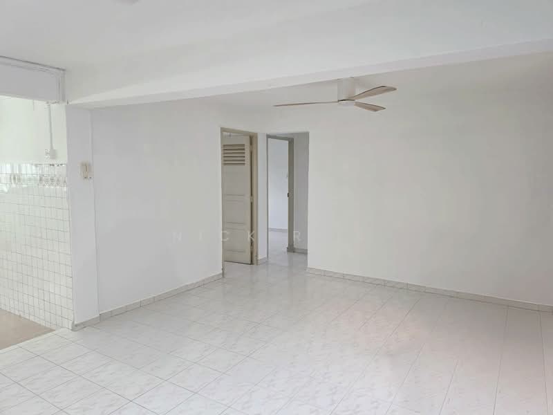 5 Marsiling Drive, 5 Marsiling Drive, 3 Bedrooms, 968 sqft, HDB Flat For Sale, by Nick R. L, 500143261 - Living Room - PropertyGuru.com.sg