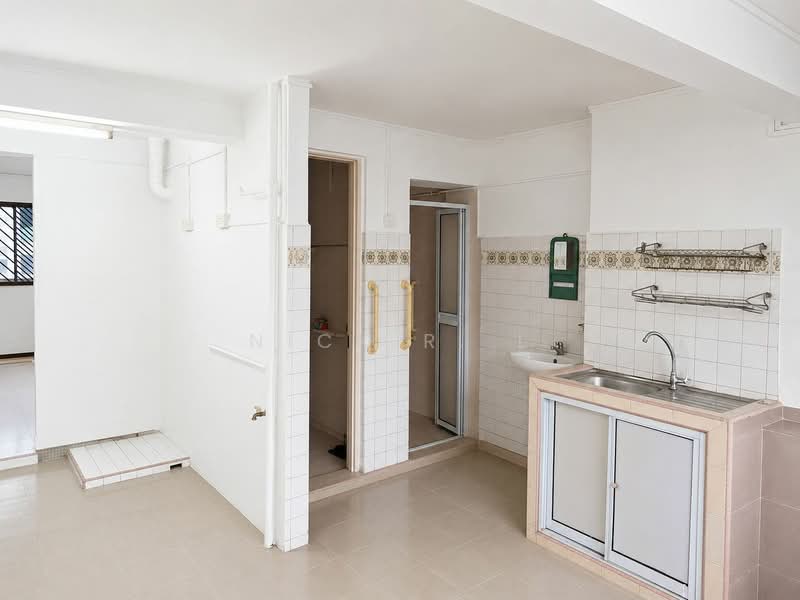 5 Marsiling Drive, 5 Marsiling Drive, 3 Bedrooms, 968 sqft, HDB Flat For Sale, by Nick R. L, 500143261 - Bathroom - PropertyGuru.com.sg