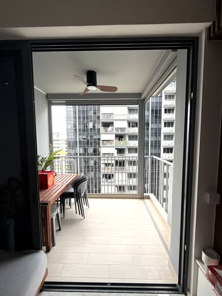 The Florence Residences, 99 Hougang Avenue 2, 1 Bedroom, 484 sqft, Condominium For Rent, by Quek Swee Khim Benjamin, 500143264 - Balcony - PropertyGuru.com.sg