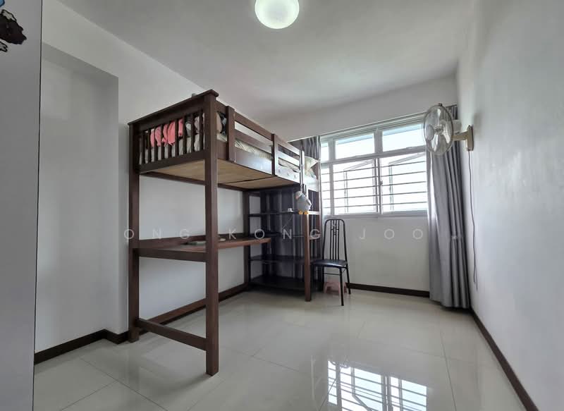 165B Yung Kuang Court, 165B Yung Kuang Road, 3 Bedrooms, 1,216 sqft, HDB Flat For Sale, by Ong Kong Joo, 500143269 - Bedroom - PropertyGuru.com.sg