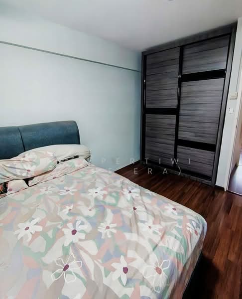 227 Lorong 8 Toa Payoh, 227 Lorong 8 Toa Payoh, 3 Bedrooms, 883 sqft, HDB Flat For Sale, by Era Pertiwi (Elle Era), 500143272 - Bedroom - PropertyGuru.com.sg