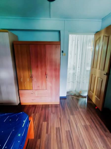 227 Lorong 8 Toa Payoh, 227 Lorong 8 Toa Payoh, 3 Bedrooms, 883 sqft, HDB Flat For Sale, by Era Pertiwi (Elle Era), 500143272 - Bedroom - PropertyGuru.com.sg