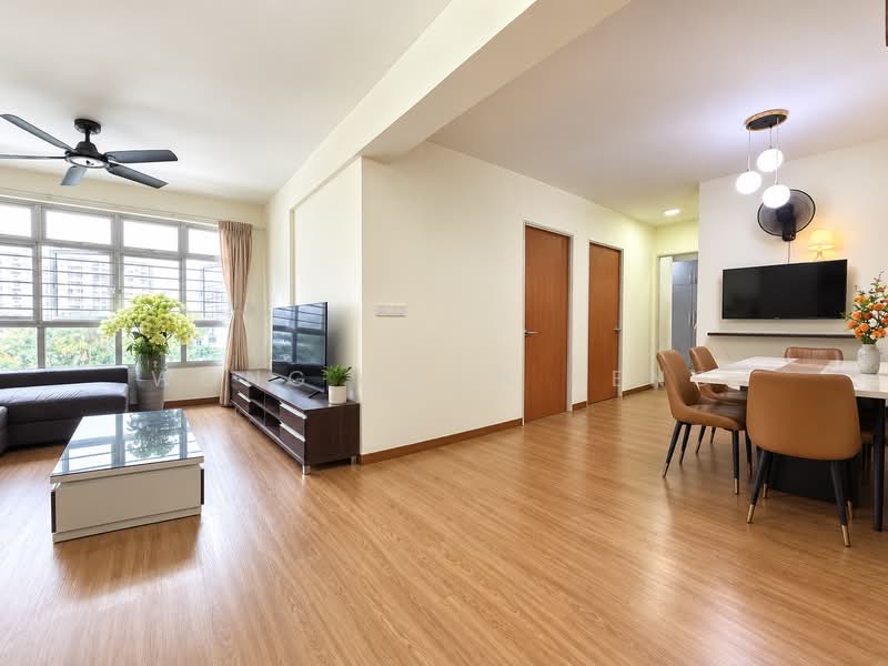 879B Tampines Avenue 8, 879B Tampines Avenue 8, 3 Bedrooms, 1,001 sqft, HDB Flat For Sale, by Wong Boon Keng, 500143279 - Living Room - PropertyGuru.com.sg