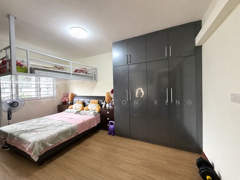 879B Tampines Avenue 8, 879B Tampines Avenue 8, 3 Bedrooms, 1,001 sqft, HDB Flat For Sale, by Wong Boon Keng, 500143279 - Bedroom - PropertyGuru.com.sg