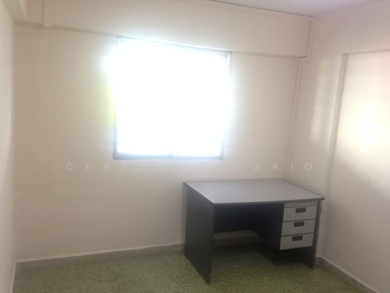 512 Ang Mo Kio Avenue 8, 512 Ang Mo Kio Avenue 8, 2 Bedrooms, 721 sqft, HDB Flat For Rent, by Christ Lestario, 500143281 - Study - PropertyGuru.com.sg