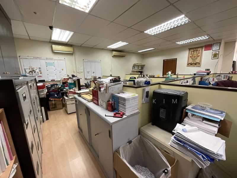 Pemimpin Industrial Building, 63 Jalan Pemimpin, 1,195 sqft, Light Industrial (B1) For Rent, by Luqman Hakim, 500143286 - Interior - CommercialGuru.com.sg