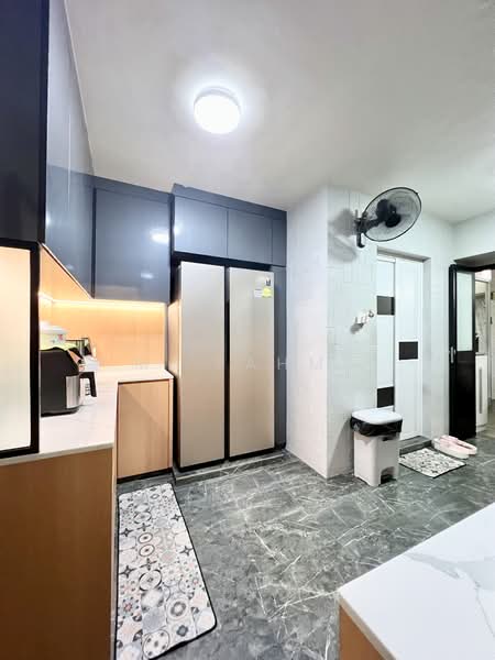 862 Jurong West Street 81, 862 Jurong West Street 81, 4 Bedrooms, 1,571 sqft, HDB Flat For Sale, by M. Fahmi, 500143288 - Kitchen - PropertyGuru.com.sg