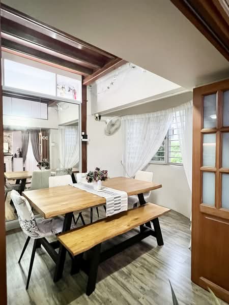 862 Jurong West Street 81, 862 Jurong West Street 81, 4 Bedrooms, 1,571 sqft, HDB Flat For Sale, by M. Fahmi, 500143288 - Dining Room - PropertyGuru.com.sg