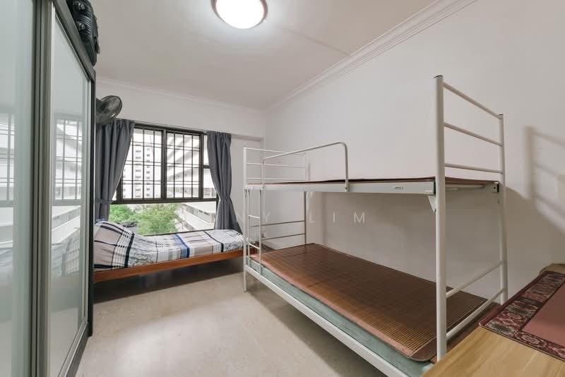 288F Bukit Batok Street 25, 288F Bukit Batok Street 25, 3 Bedrooms, 1,313 sqft, HDB Flat For Sale, by Tony Lim, 500143291 - Bedroom - PropertyGuru.com.sg
