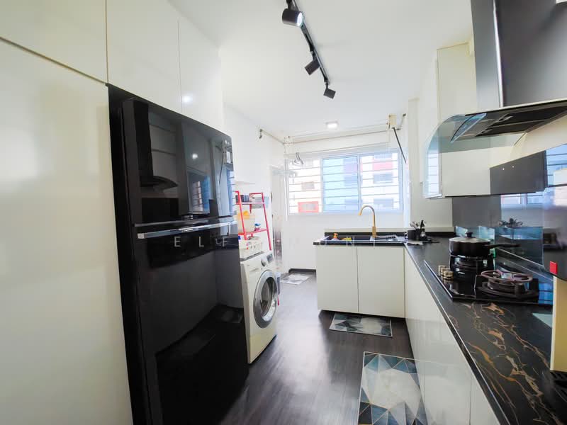 276 Yishun Street 22, 276 Yishun Street 22, 3 Bedrooms, 904 sqft, HDB Flat For Sale, by Elfi Muni, 500143308 - Kitchen - PropertyGuru.com.sg