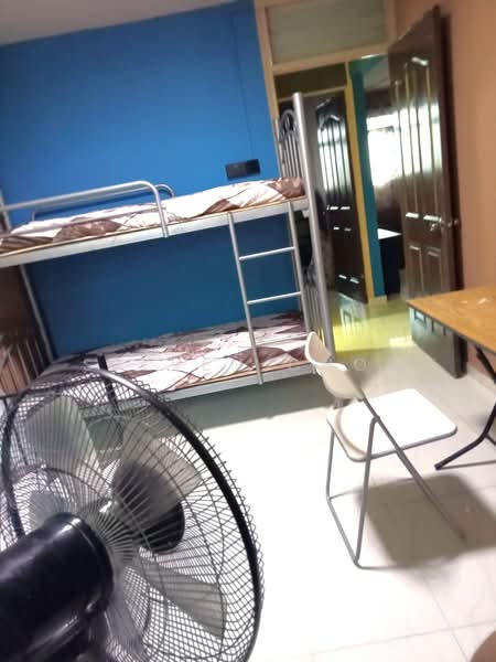 420 Bukit Batok West Avenue 2, 420 Bukit Batok West Avenue 2, Room Rental, 130 sqft, HDB Flat For Rent, by Steven Choo, 500143310 - Bedroom - PropertyGuru.com.sg