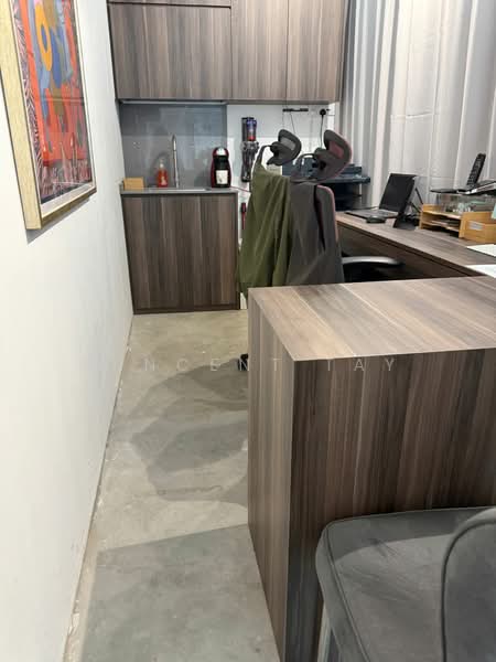 Eon Shenton, 70 Shenton Way, 205 sqft, Mall Shop For Rent, by Vincent Tay, 500143315 - Study - CommercialGuru.com.sg