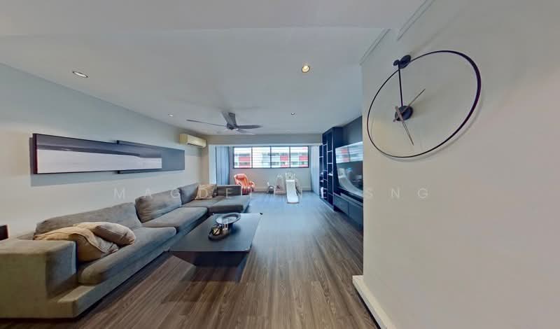 556 Jurong West Street 42, 556 Jurong West Street 42, 4 Bedrooms, 1,614 sqft, HDB Flat For Sale, by Magdeline Sng, 500143345 - Living Room - PropertyGuru.com.sg