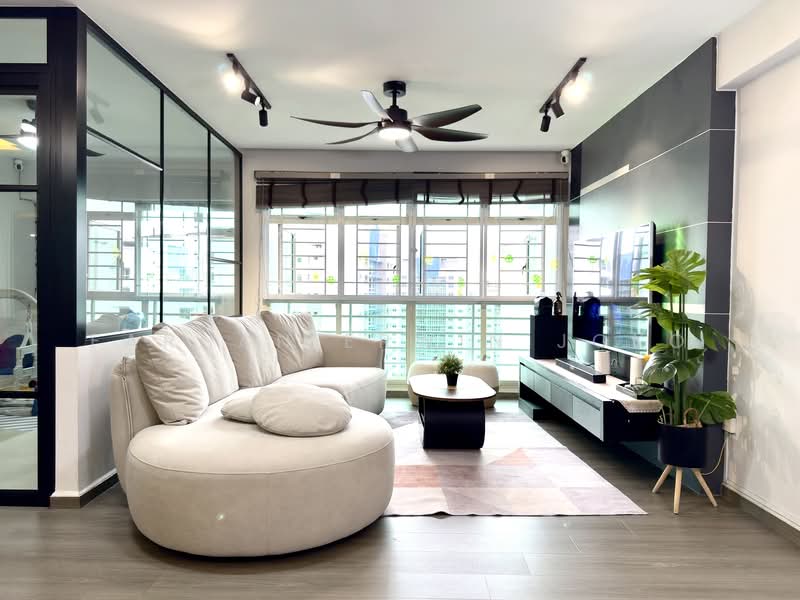 203A Punggol Field, 203A Punggol Field, 3 Bedrooms, 1,184 sqft, HDB Flat For Sale, by Farhan Erwin Joko, 500143352 - Living Room - PropertyGuru.com.sg