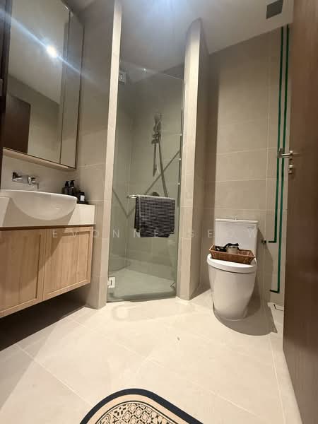 Freehold Brand New Move In Immediately 3 + Study!! District 15!, , 4 Bedrooms, 1,141 sqft, Apartment For Sale, by Evonne Seow, 500143356 - Bathroom - PropertyGuru.com.sg