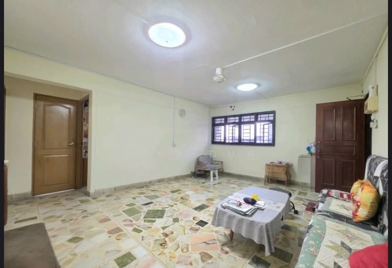 517 Bedok North Avenue 2, 517 Bedok North Avenue 2, 3 Bedrooms, 990 sqft, HDB Flat For Sale, by Lina Duh, 500143381 - Living Room - PropertyGuru.com.sg