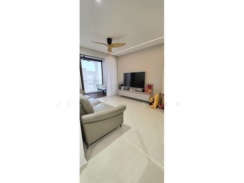 Sol Acres, 8 Choa Chu Kang Grove, 3 Bedrooms, 1,098 sqft, Executive Condominium For Sale, by Jesslyn Seah, 500143395 - Living Room - PropertyGuru.com.sg