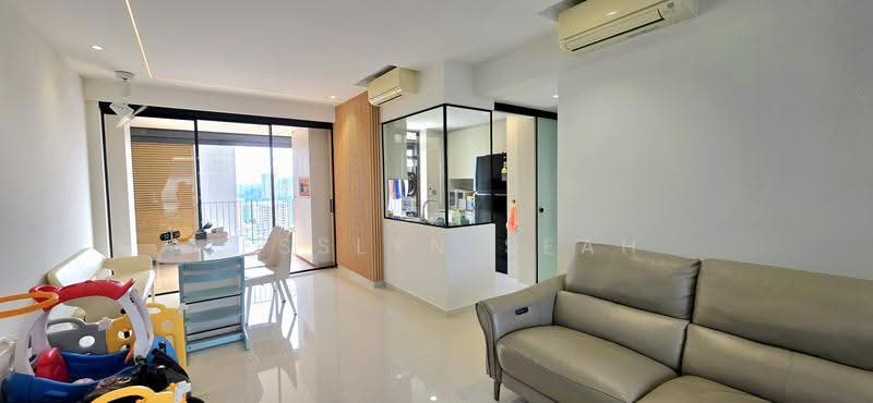 Sol Acres, 8 Choa Chu Kang Grove, Dairy Farm / Bukit Panjang / Choa Chu Kang, 3 Bedrooms, 1,098 sqft, Executive Condominium For Sale, by Jesslyn Seah, 500143395 - Living Room - PropertyGuru.com.sg