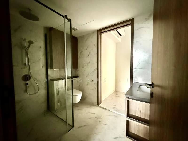 Sceneca Residence, 26 Tanah Merah Kechil Link, 1 Bedroom, 538 sqft, Condominium For Sale, by Aloysius Lim, 500143398 - Bathroom - PropertyGuru.com.sg