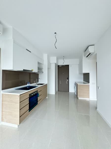 Treasure at Tampines, 57 Tampines Lane, 3 Bedrooms, 861 sqft, Condominium For Sale, by Ken Lee, 500143402 - Kitchen - PropertyGuru.com.sg