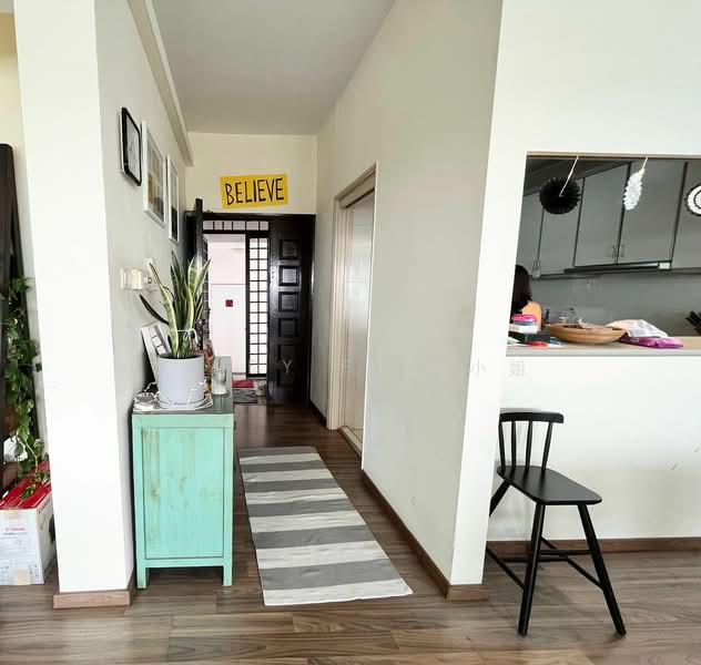 Ridgewood Condominium, 61 Mount Sinai Drive, 3 Bedrooms, 1,744 sqft, Condominium For Rent, by Cindy Fu 付小姐, 500143413 - Entrance - PropertyGuru.com.sg