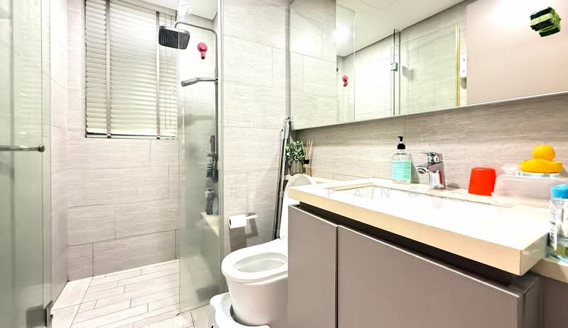 The Criterion, 15 Yishun Street 51, 3 Bedrooms, 915 sqft, Executive Condominium For Rent, by Jeffrey Pang, 500143418 - Bathroom - PropertyGuru.com.sg