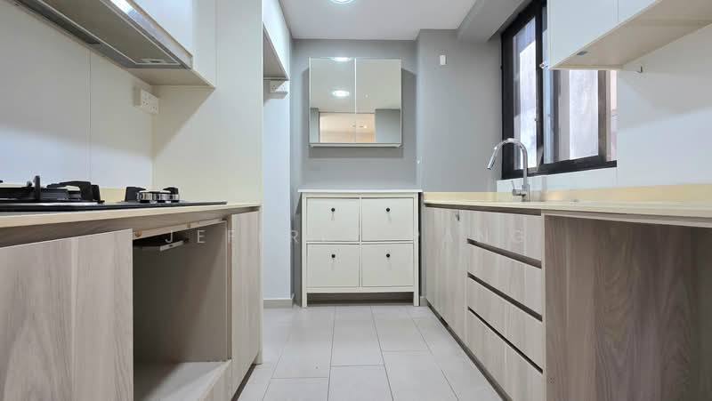 The Criterion, 15 Yishun Street 51, 3 Bedrooms, 915 sqft, Executive Condominium For Rent, by Jeffrey Pang, 500143418 - Kitchen - PropertyGuru.com.sg