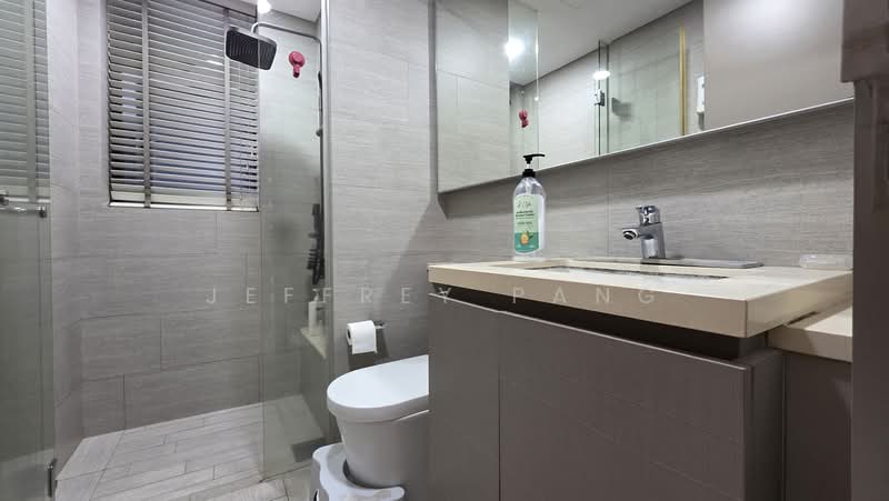 The Criterion, 15 Yishun Street 51, 3 Bedrooms, 915 sqft, Executive Condominium For Rent, by Jeffrey Pang, 500143418 - Common Bathroom - PropertyGuru.com.sg